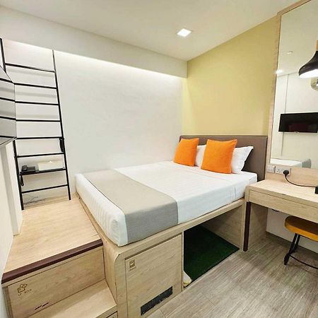 Champion Hotel City Сингапур Екстериор снимка